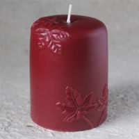 Maple Leaf Embossed Pillar